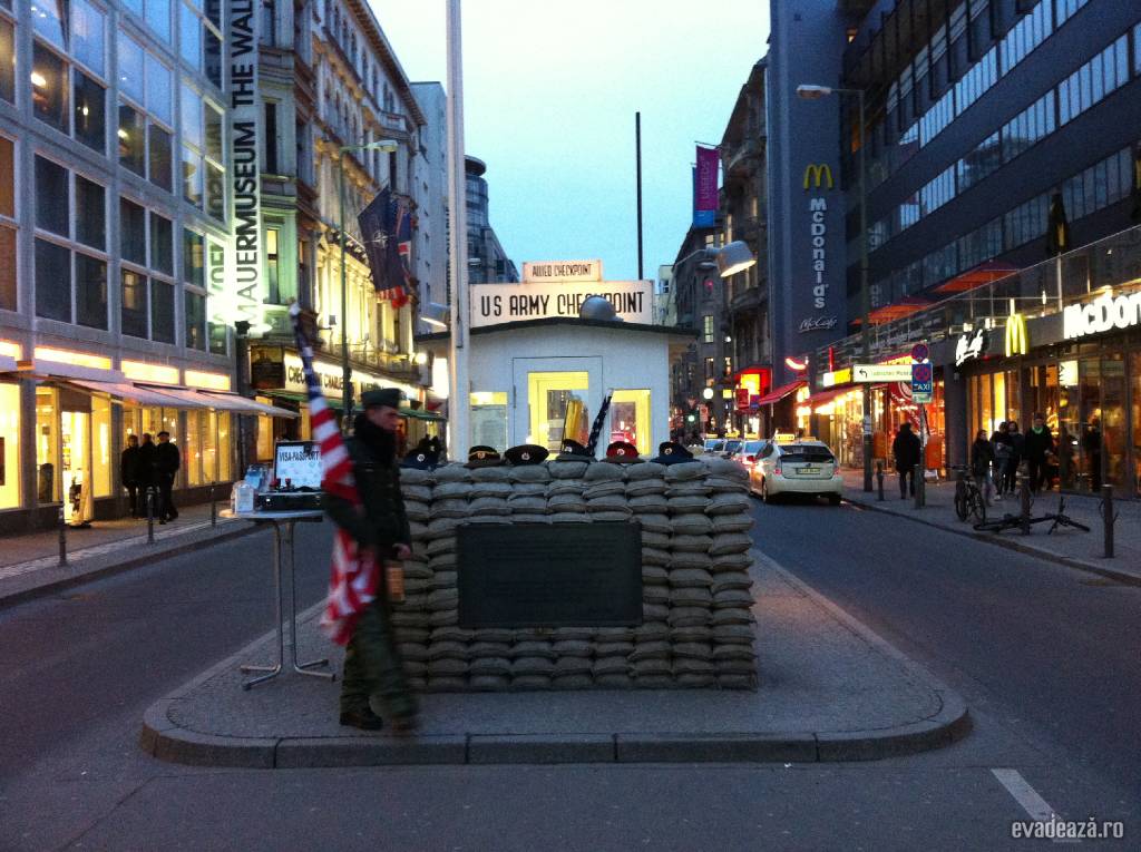 Checkpoint Charlie | 4